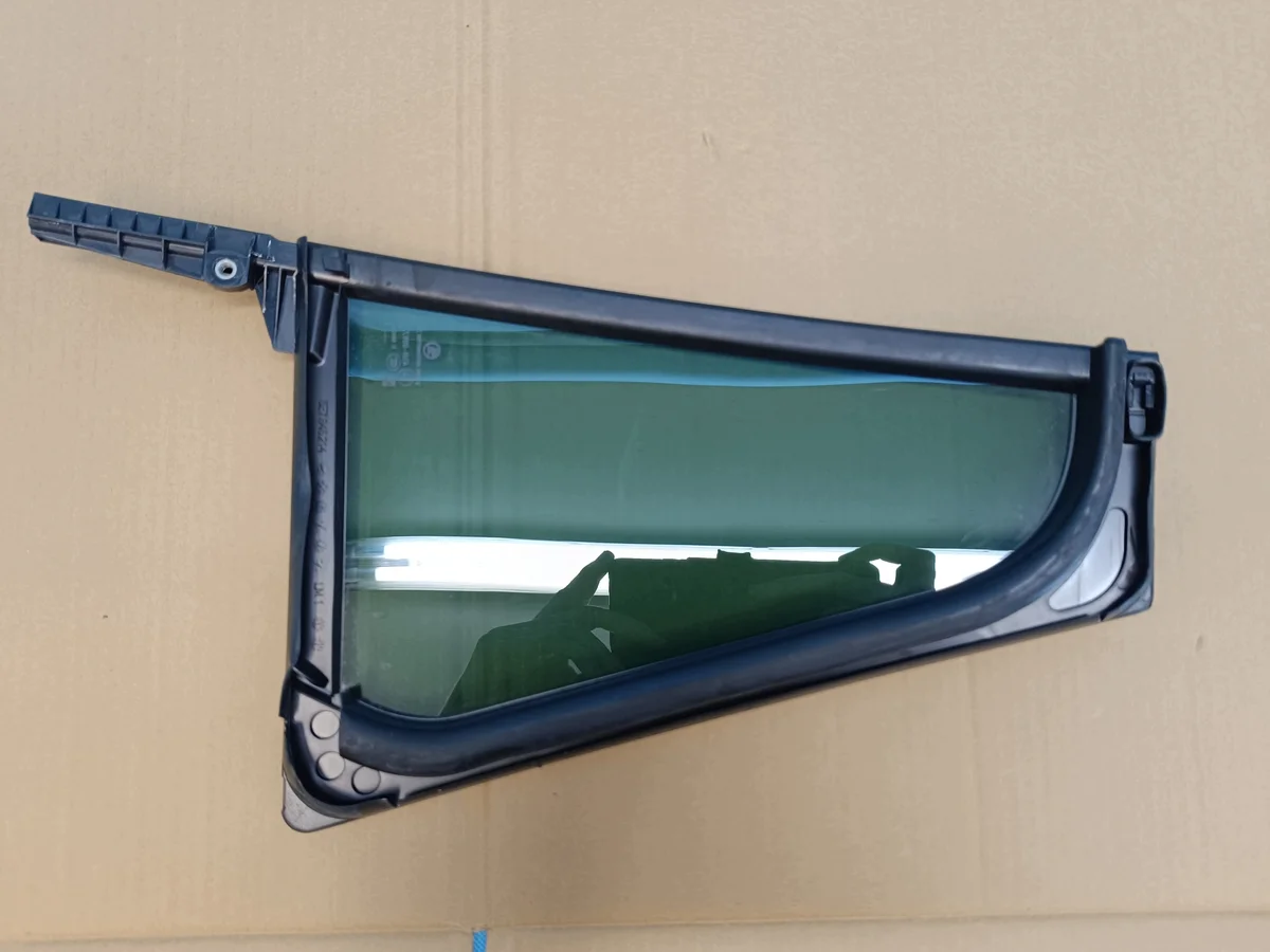 SKODA OCTAVIA IV COMBI Türscheibe rechts hinten image 4