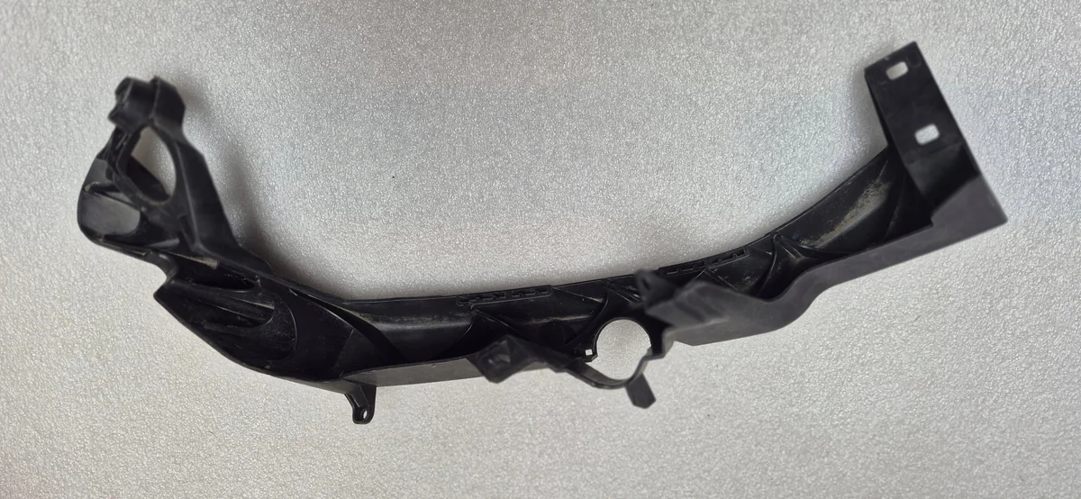 Support phare gauche BMW E92 7154723 image 3