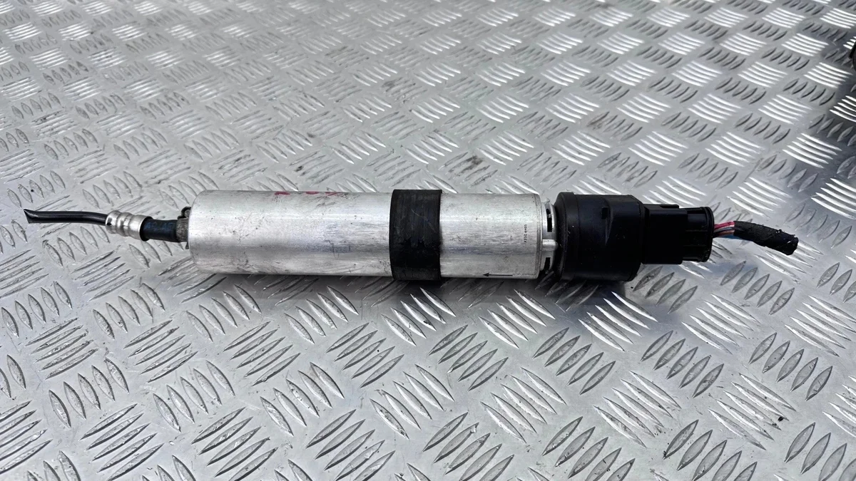 Brandstofpomp BMW 5 F10 F11 2.0D