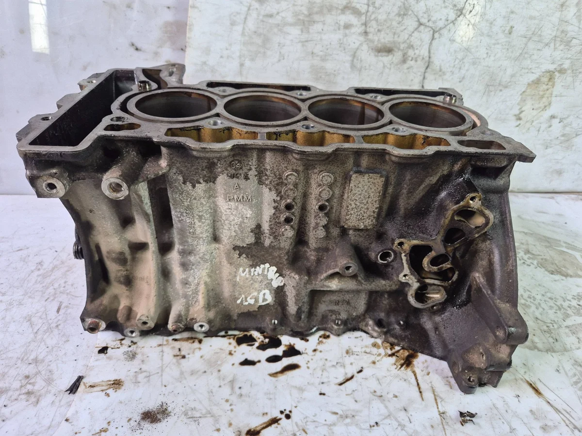 Moottorilohko Mini Countryman R60 1.6 B image 5