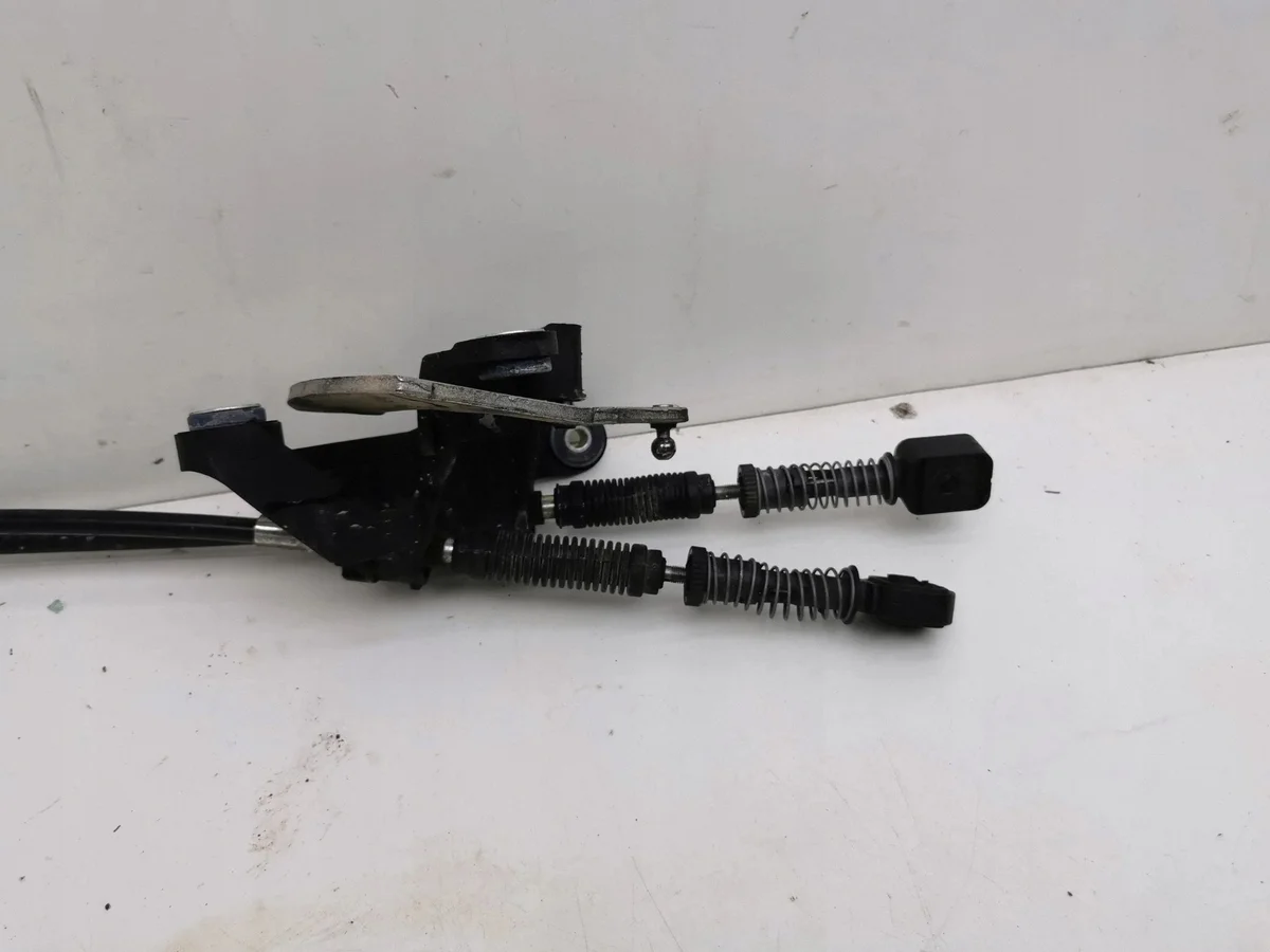 Audi A1 2022 Gear Shift Cable 5R3711049G image 6