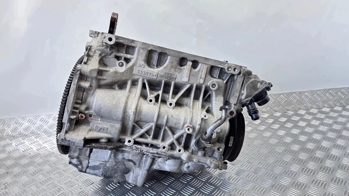 Moottorilohko BMW 5 F10 F11 2.0D N47D20C