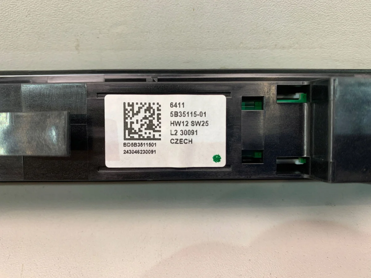 BMW 5 G60 G61 Panneau Tactile 5B35115 image 5