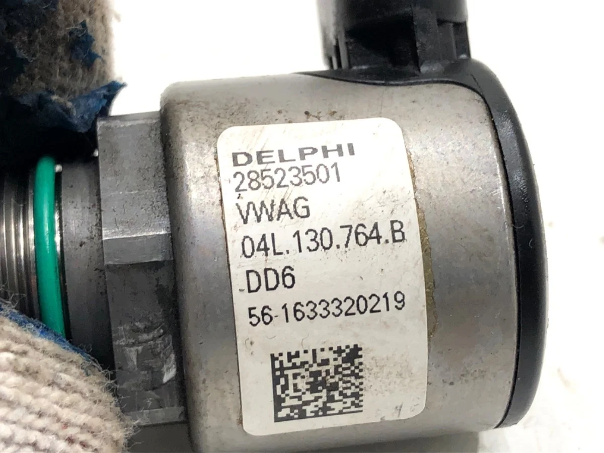 Régulateur de pression carburant Skoda Octavia III image 3