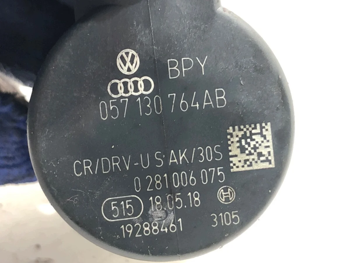 Régulateur de pression carburant Skoda Octavia III image 3