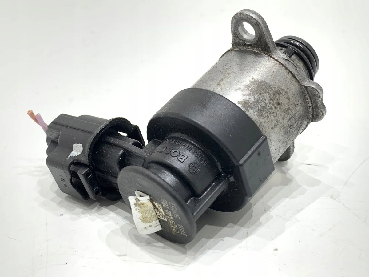 Régulateur de pression carburant Clio IV 1.5 image 3