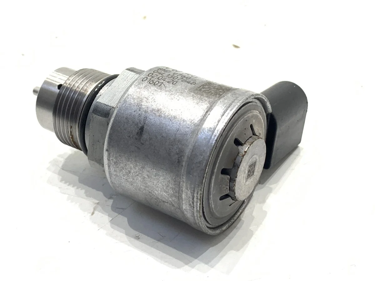 Régulateur de pression carburant Audi A5 F5 image 3