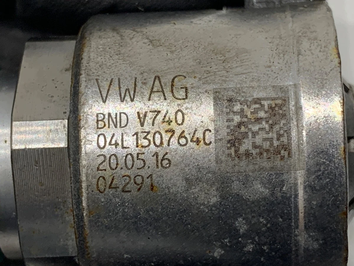 Régulateur Pression Carburant Skoda Superb III 04L130764C image 5