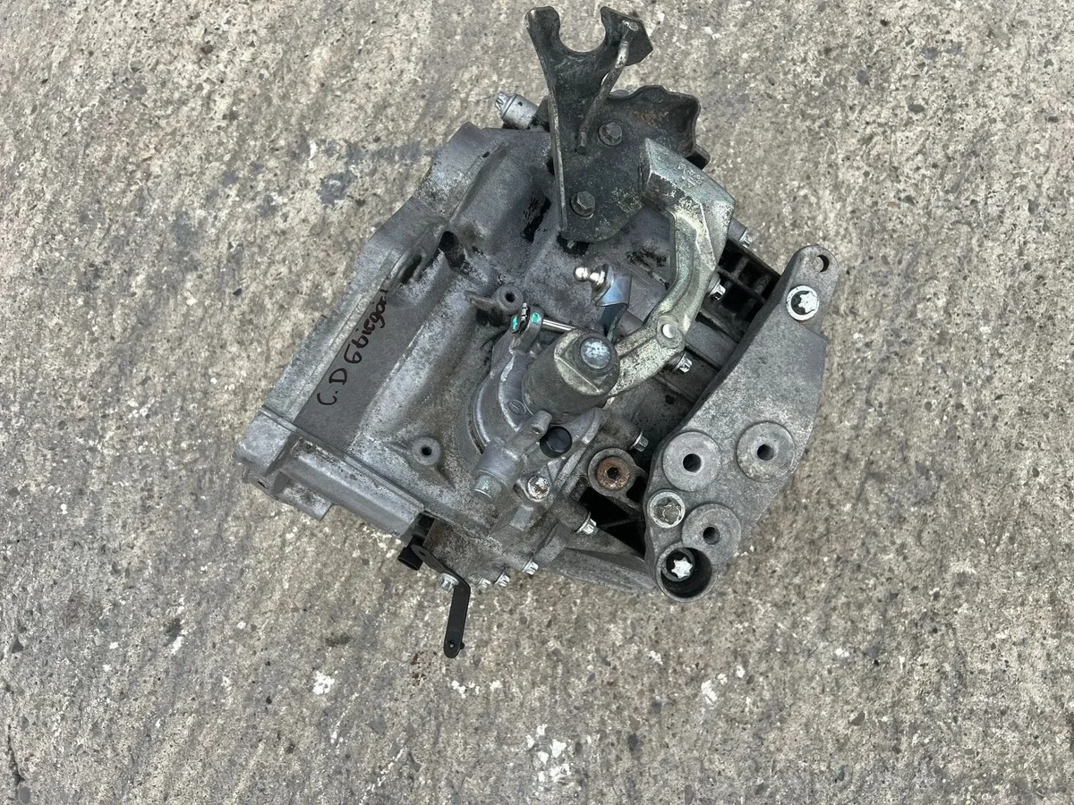 6-Gang Schaltgetriebe Opel Corsa D image 5