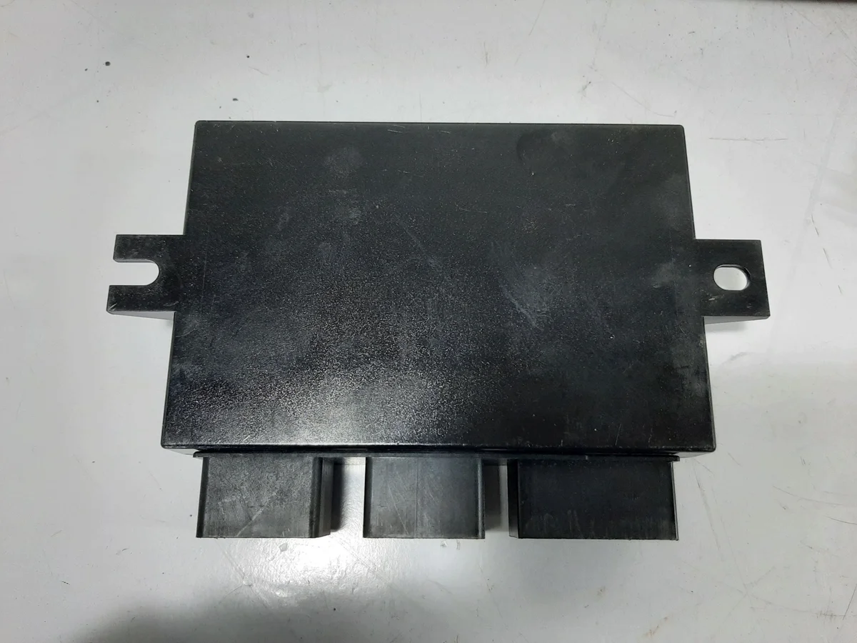 VW Passat B7 Sedan Anhängerkupplung Modul image 5