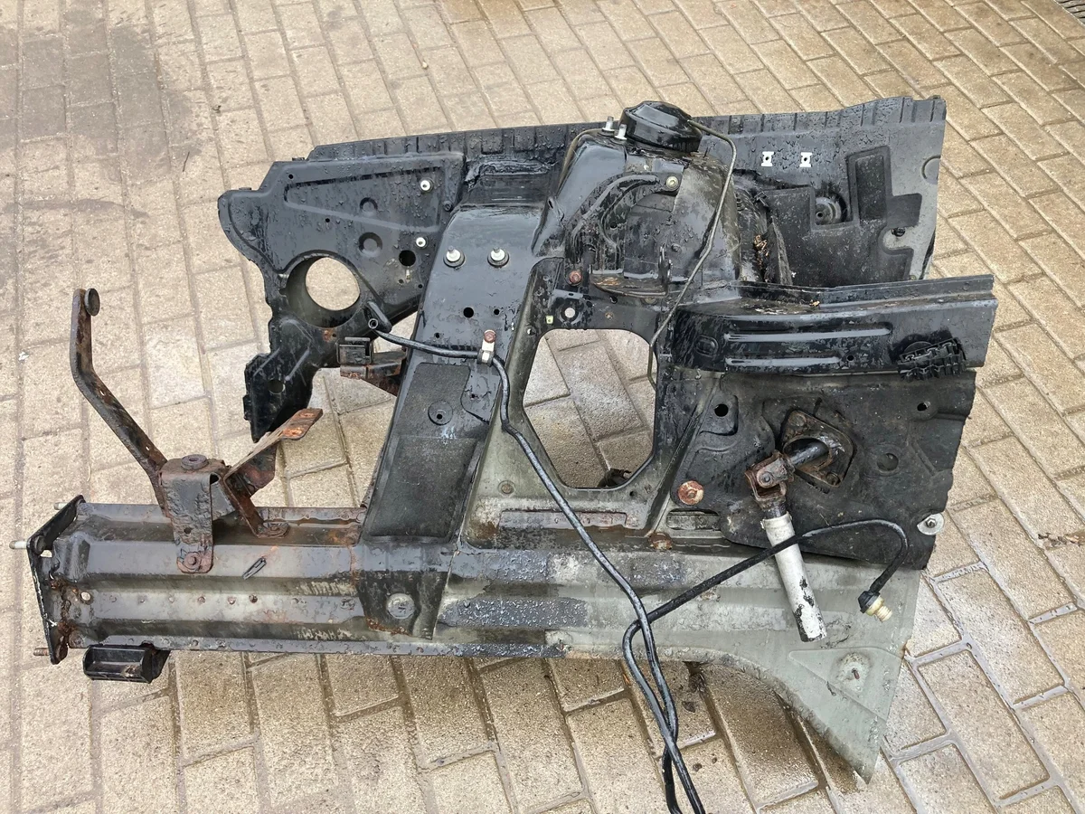 Range Rover L322 främre höger balk ABU760080