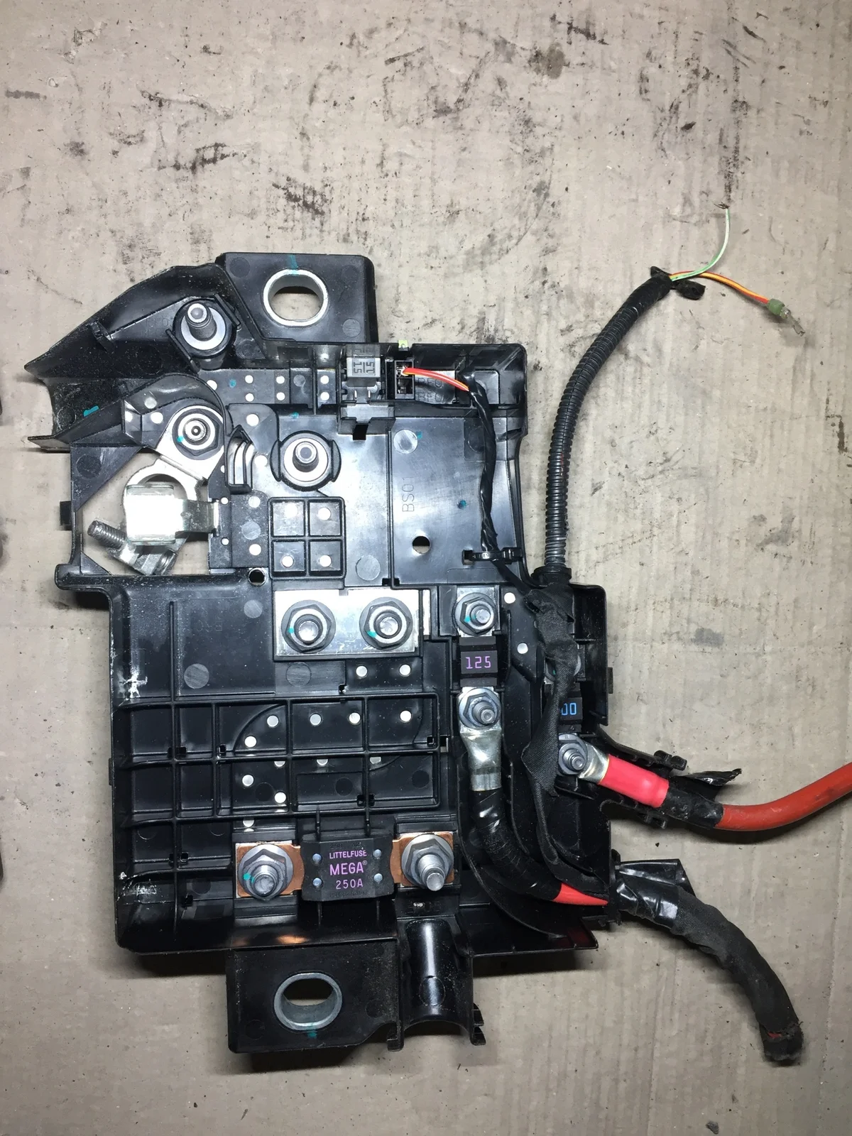 Boîtier de différentiel Volvo XC40 32359306