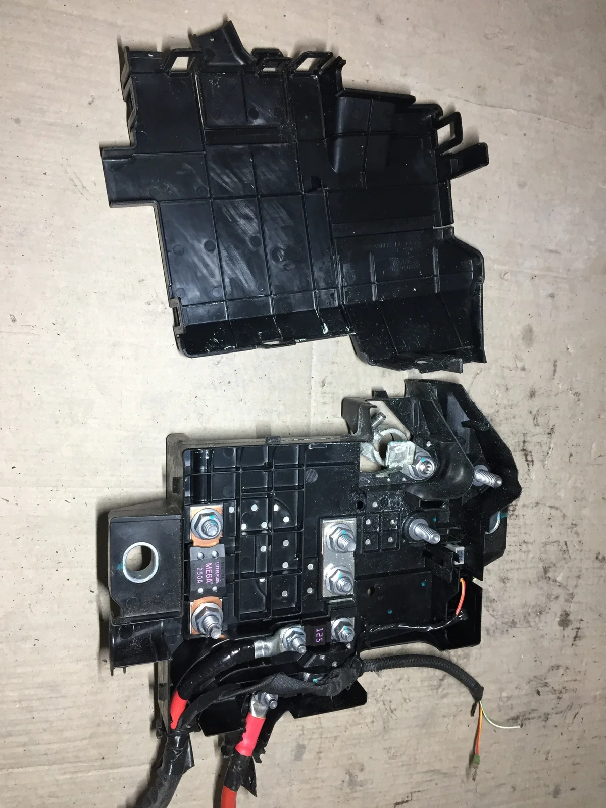 Boîtier de différentiel Volvo XC40 32359306