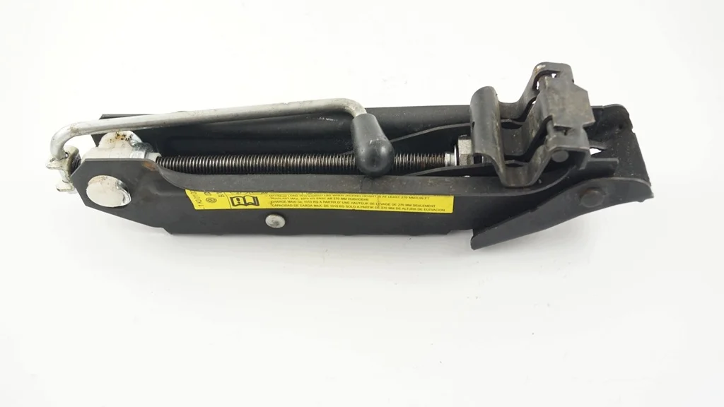 Autokrik Audi 1K0011031J Gebruikt