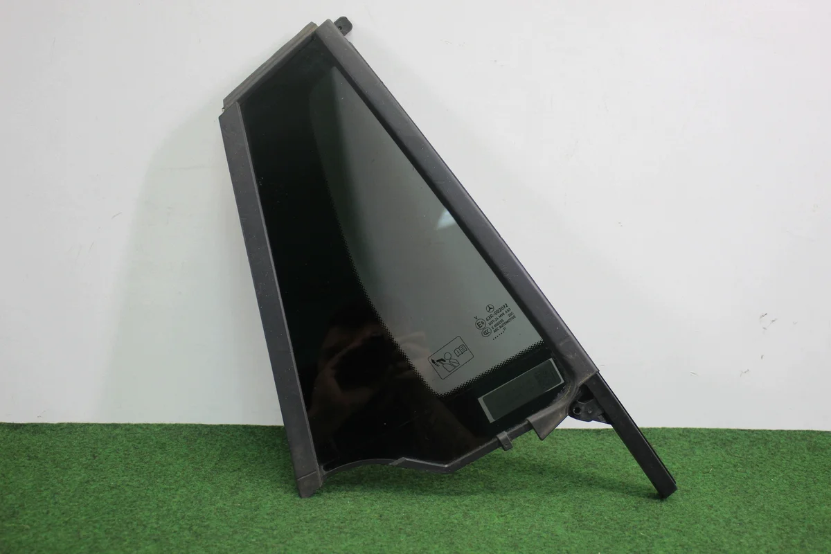 Vidrio Puerta Trasera Derecha Mercedes GLA W247