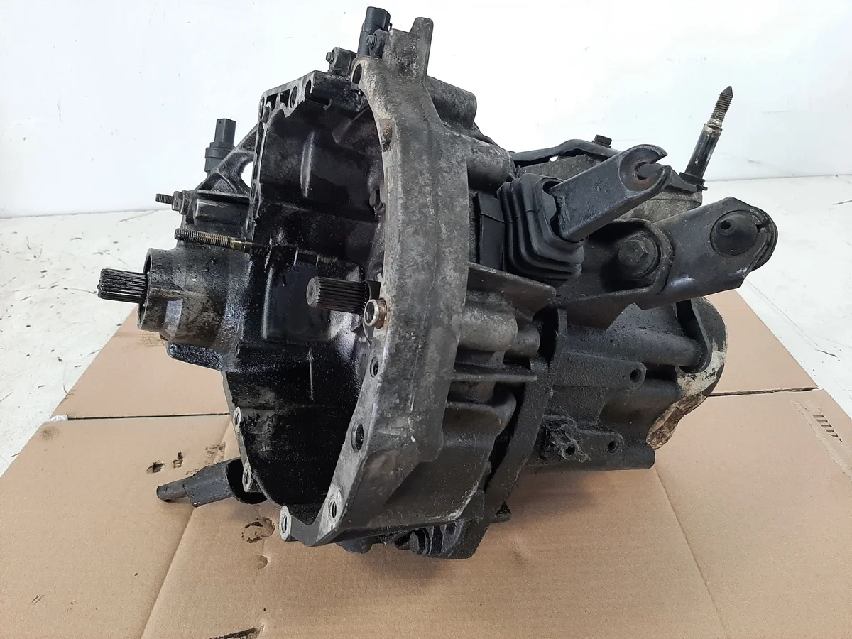 Vaihteisto Renault Scenic I 1.6 16V JB3935 image 3