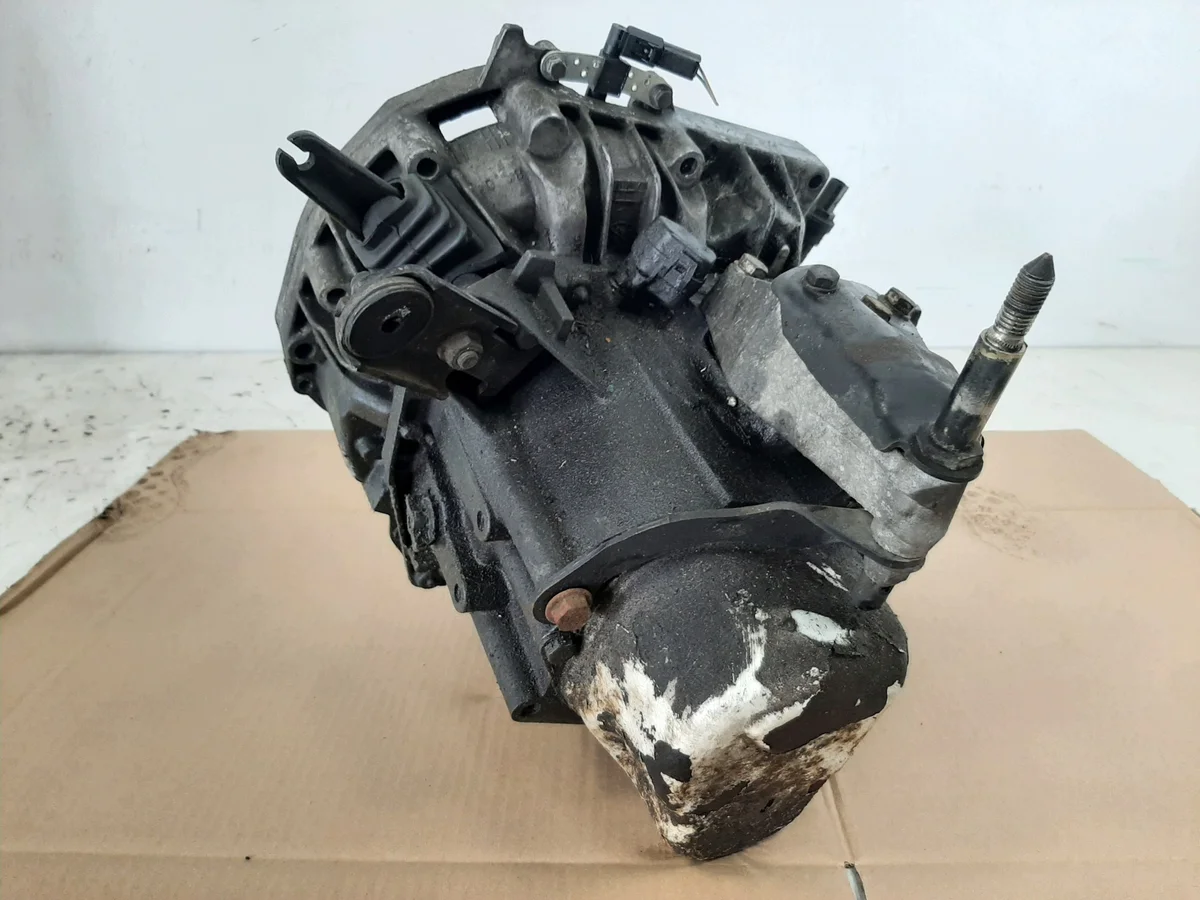 Vaihteisto Renault Scenic I 1.6 16V JB3935 image 4