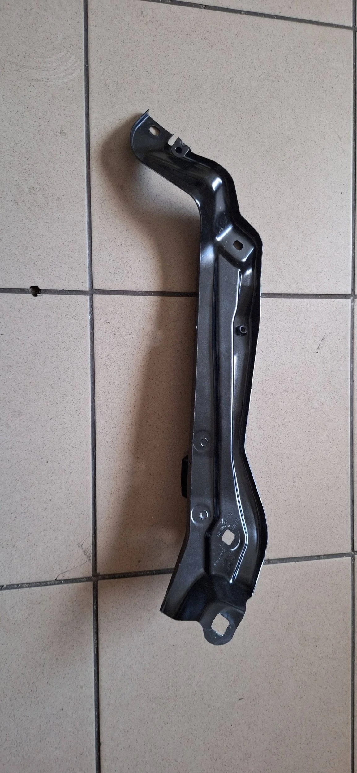 Support phare Cupra Terramar 578805931