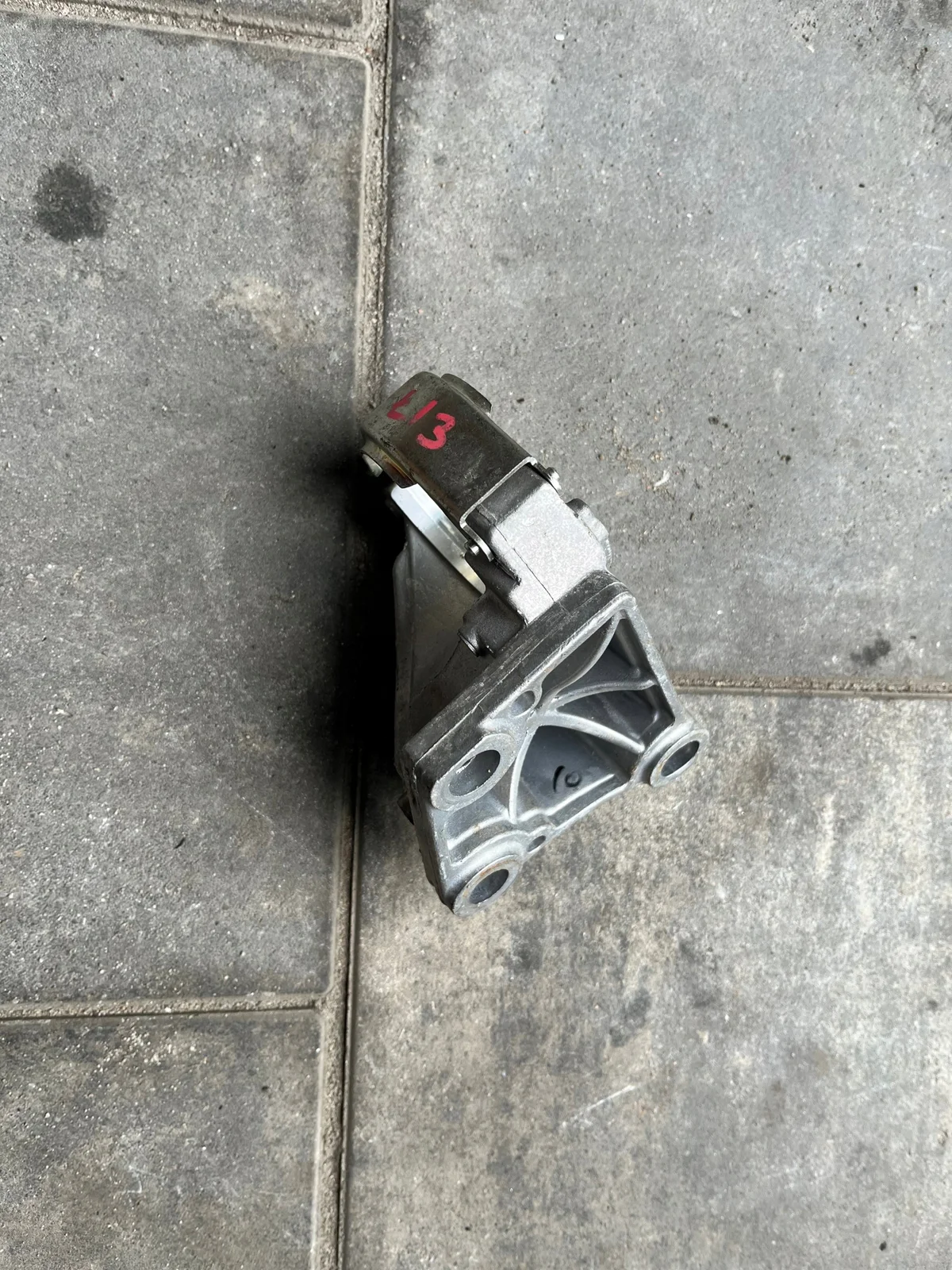 Used Drive Shaft Support 397748146R for Renault Master image 4