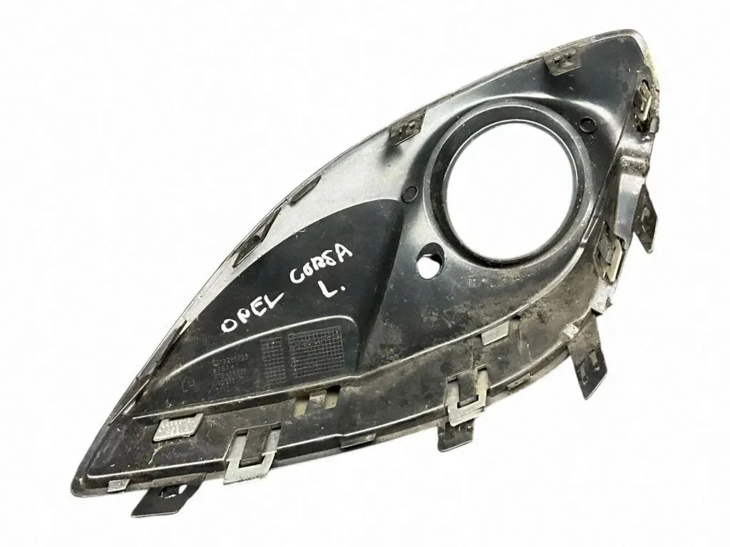Opel Corsa D vänster strålkastarskydd image 3