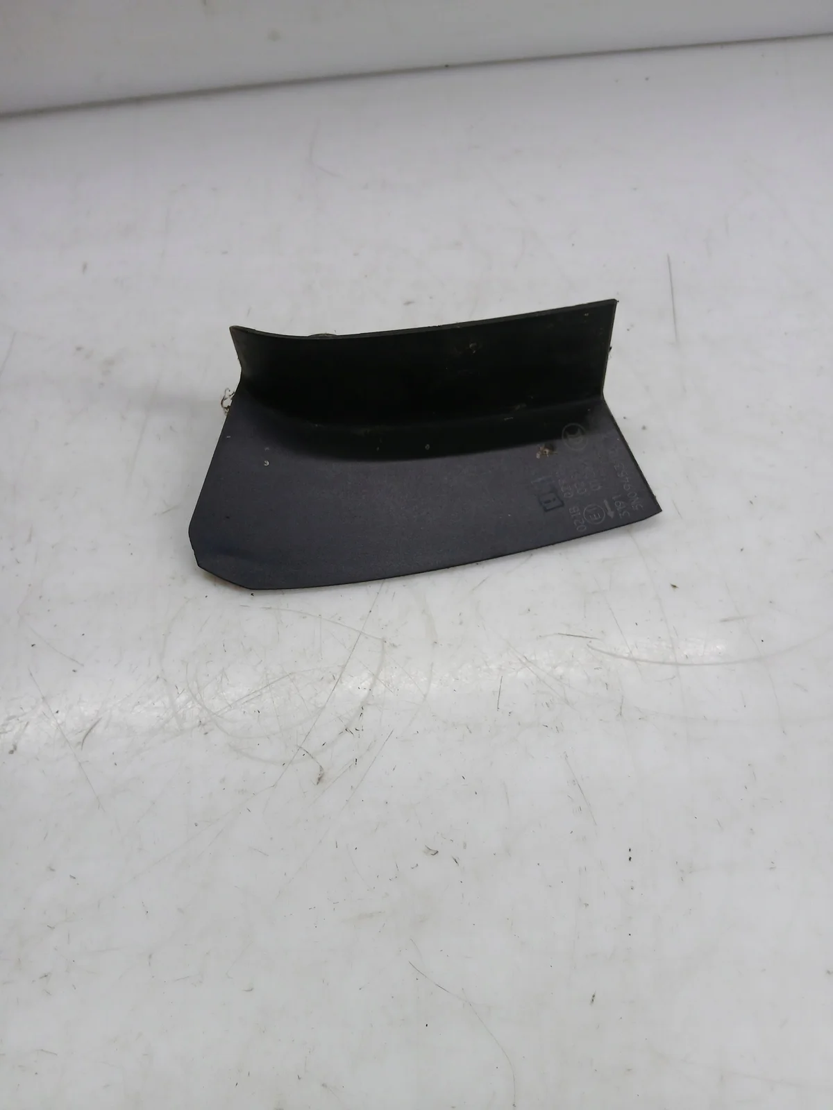 Afdekking koplamp VW Tiguan 12- VAG 5N0945311D