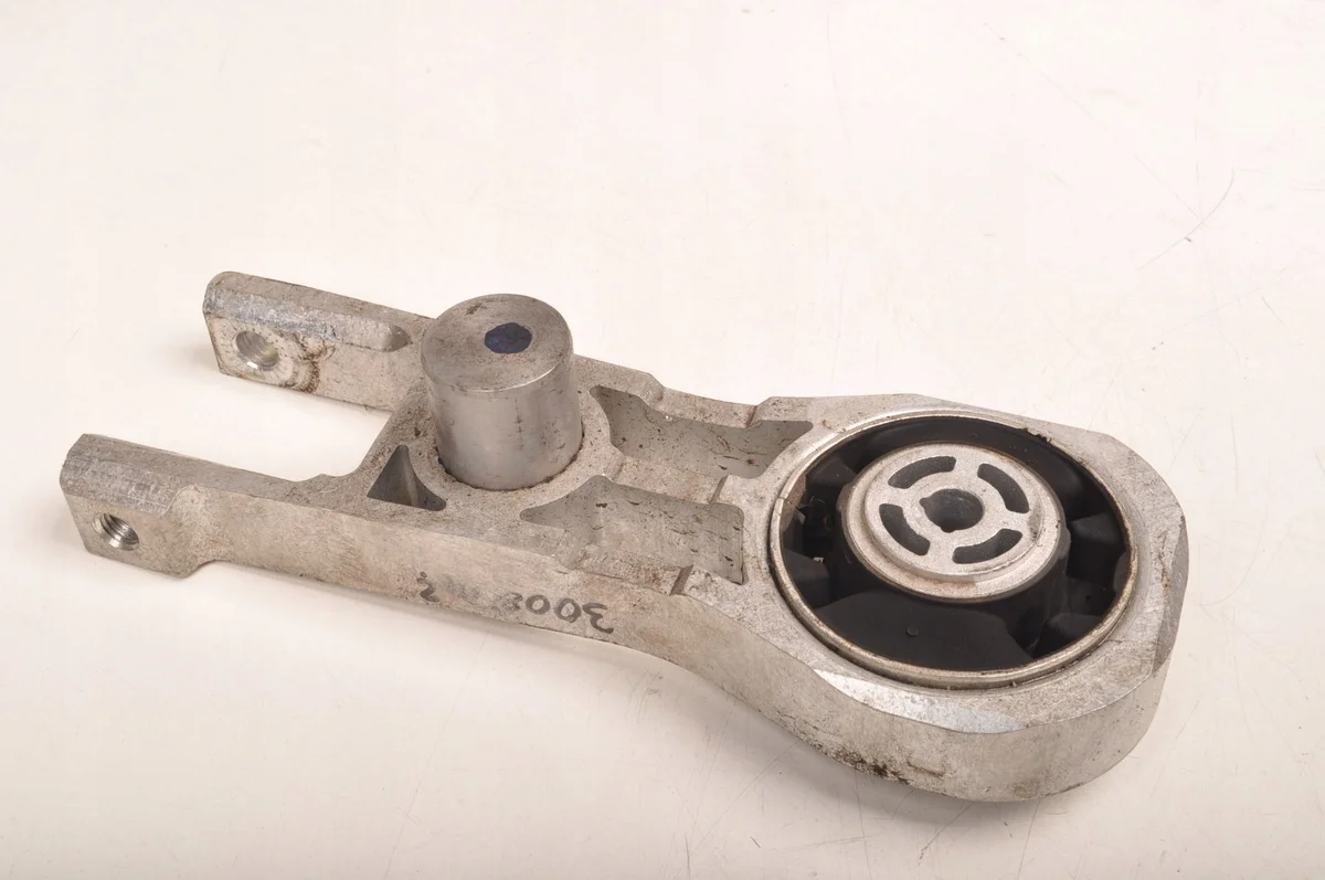 Support boîte arrière Peugeot E-3008 III 9840717080 image 3