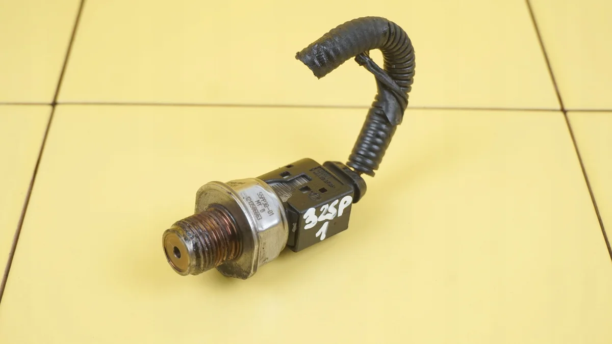 Opel Antara brandstofdruk sensor 2.2 CDTI