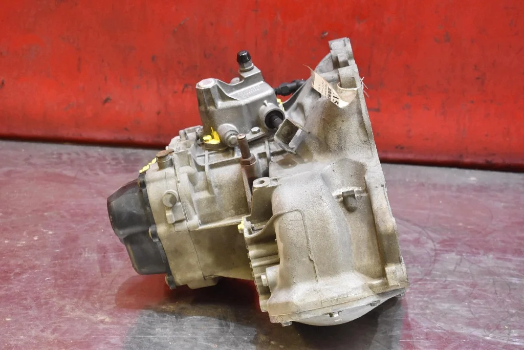 Boîte de vitesses Opel Corsa D 1.3 CDTI image 6