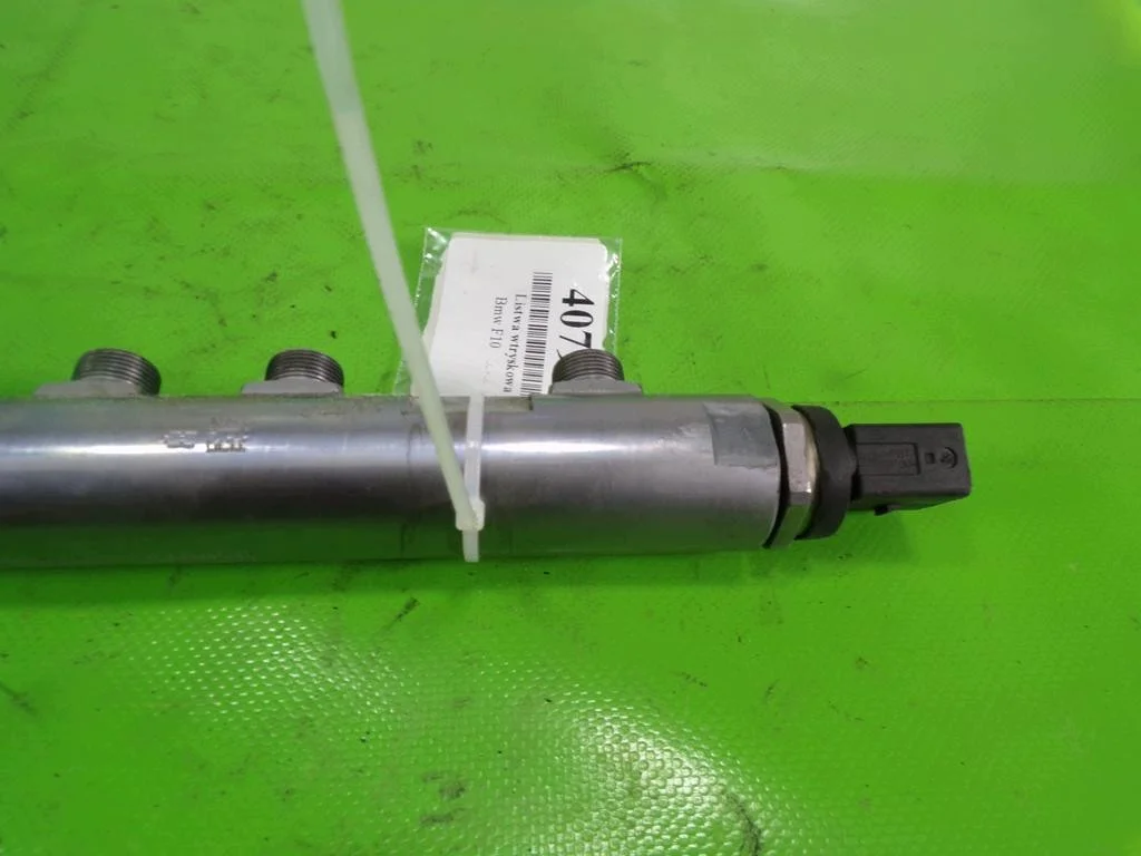 BMW F10 2.0D 184PK Injector Rail F-407912-