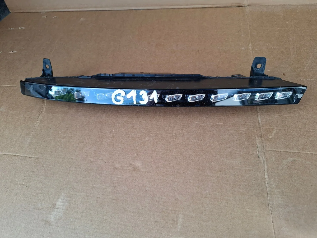 Audi Q7 4L Front Left Turn Signal Lamp 4L0953041D