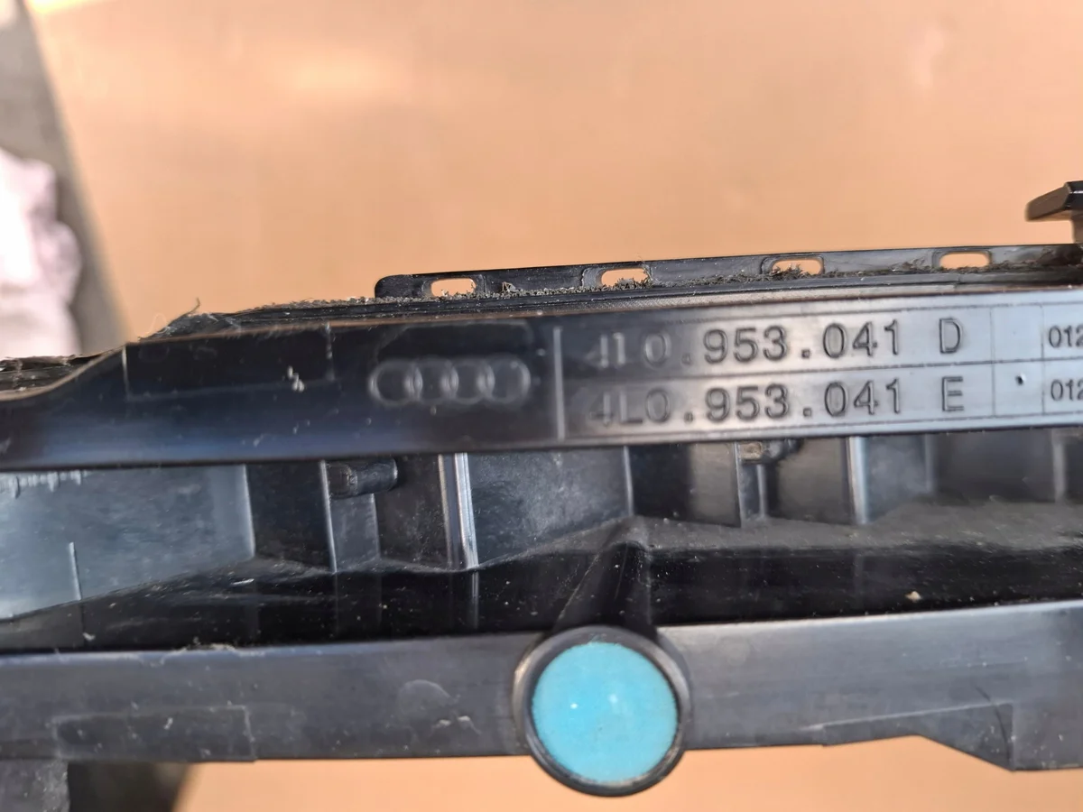 Lampada freccia Audi Q7 4L 4L0953041D image 10