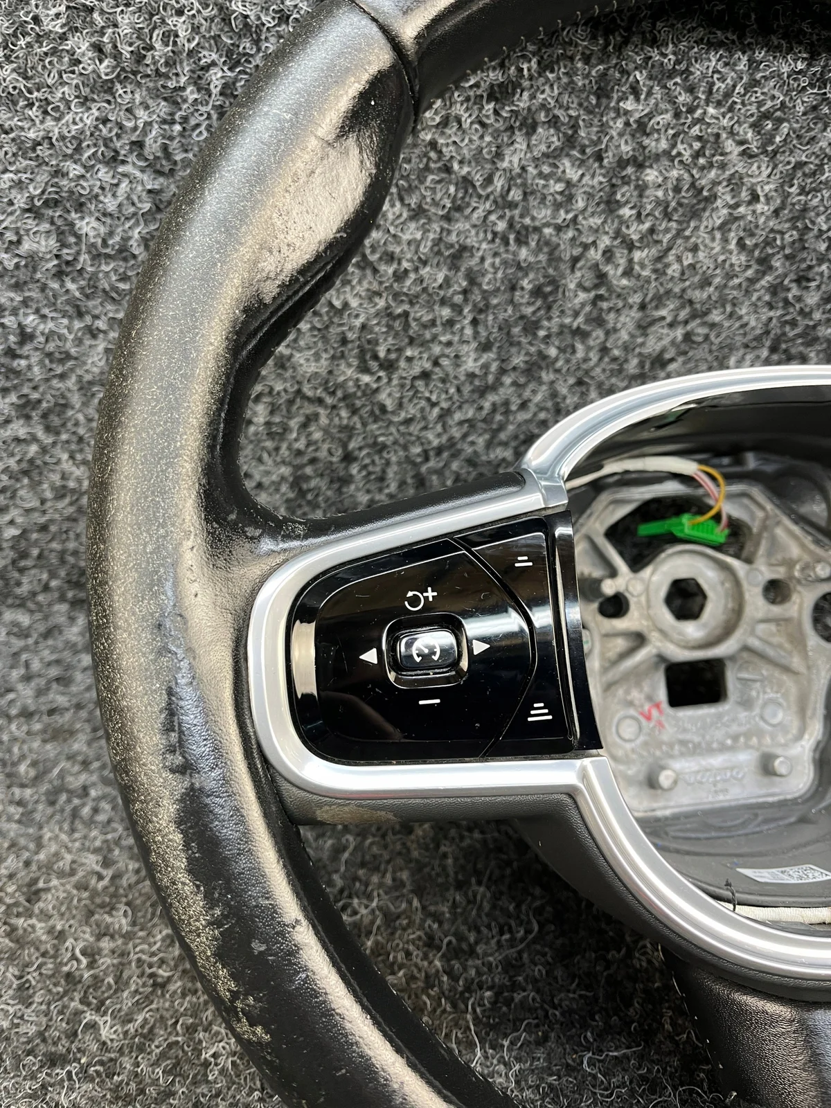 Volvo V90 II Volante Multifunción Cuero OEM 31407813 image 3