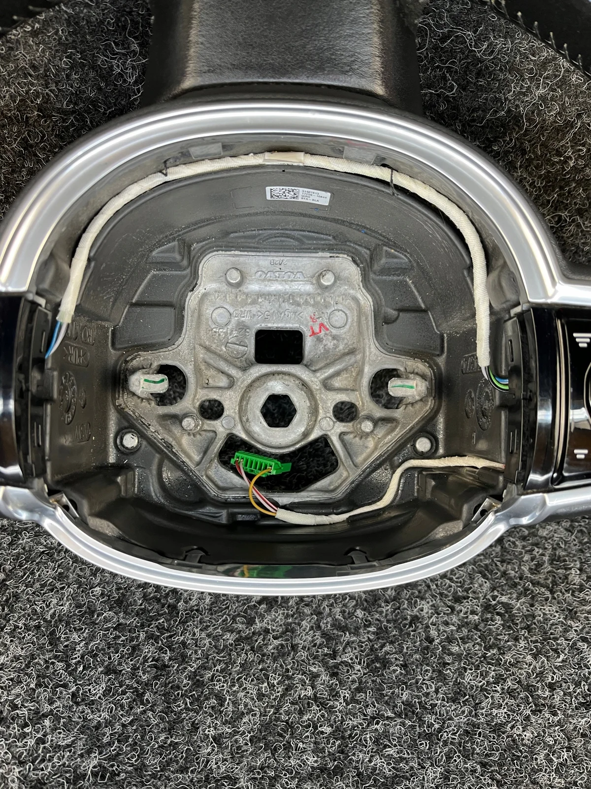Volvo V90 II Volante Multifunción Cuero OEM 31407813 image 4