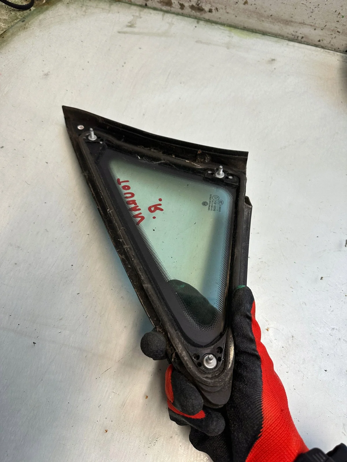 Volkswagen Touran Front Right Triangle Panel image 3