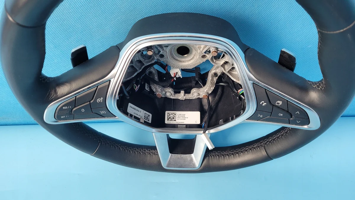 Renault Captur II Lenkrad Schaltwippen 484002314R image 4
