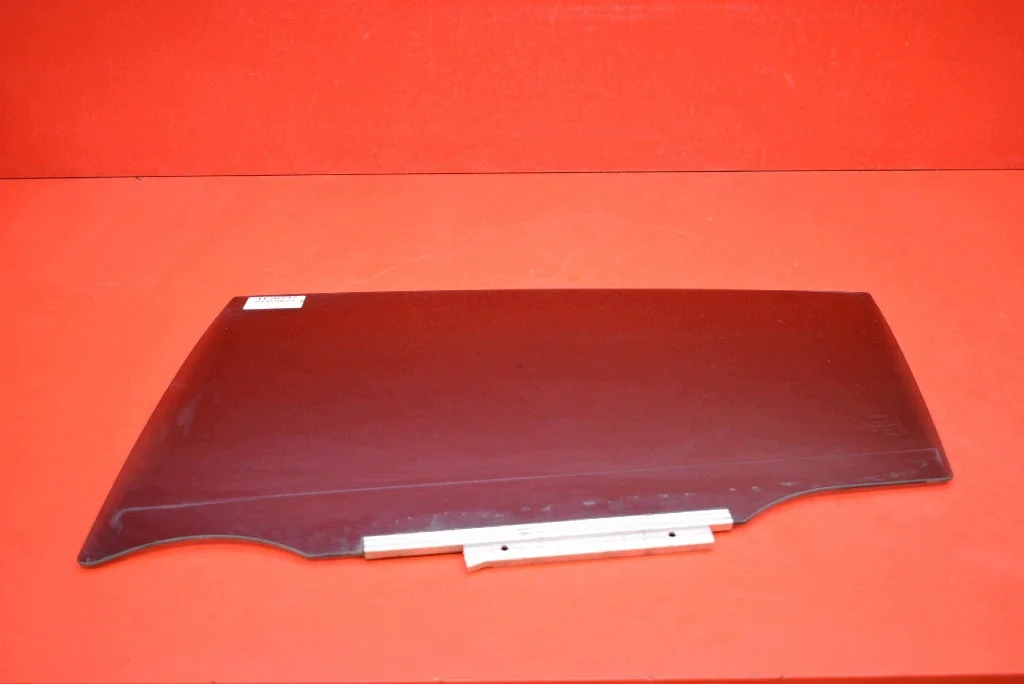 SCHEIBE HINTEN LINKS TOYOTA RAV4 IV LIFT