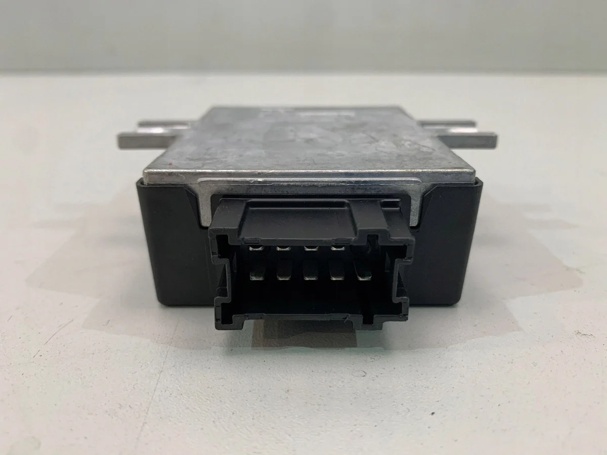 Fuel Pump Control Module BMW X3 G01 7490824 image 4