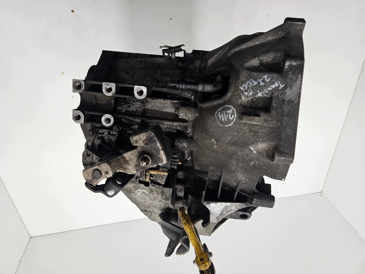 Ford Transit MK7 2.2 TDCI Gearbox 6C1R-7002-AB