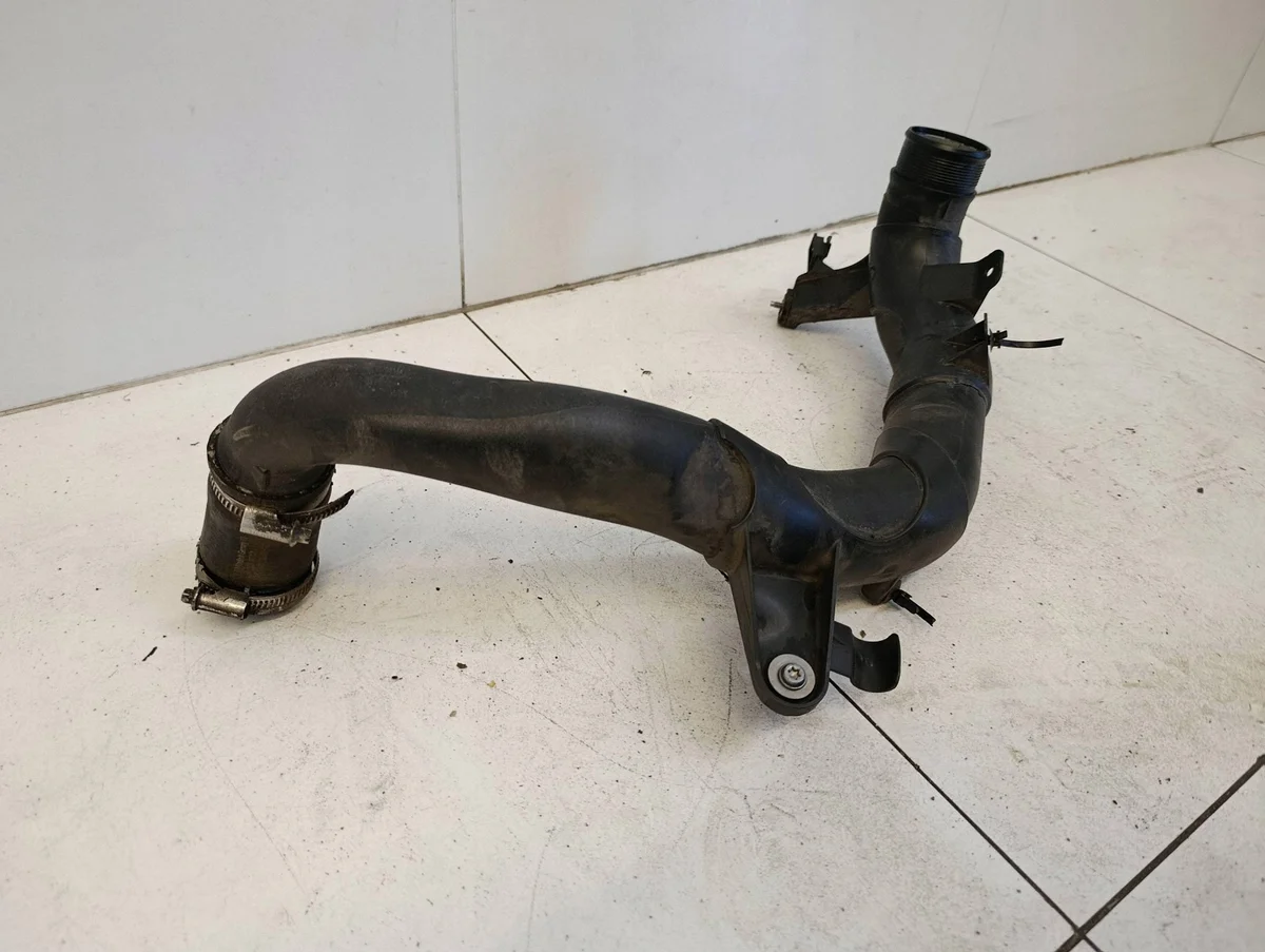 Intercooler Schlauch Seat Leon III 1.8 TSI 5Q0145840 image 7
