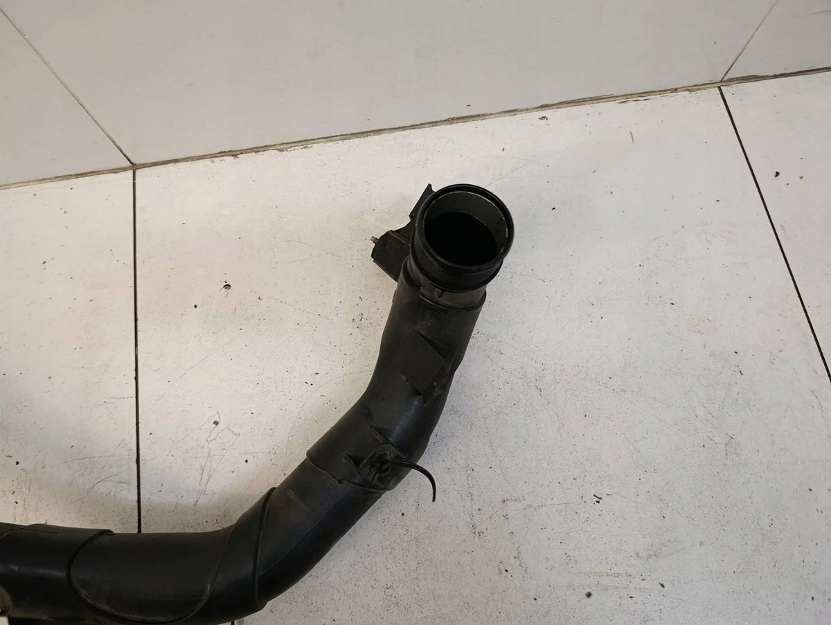 Intercooler Schlauch Seat Leon III 1.8 TSI 5Q0145840 image 8