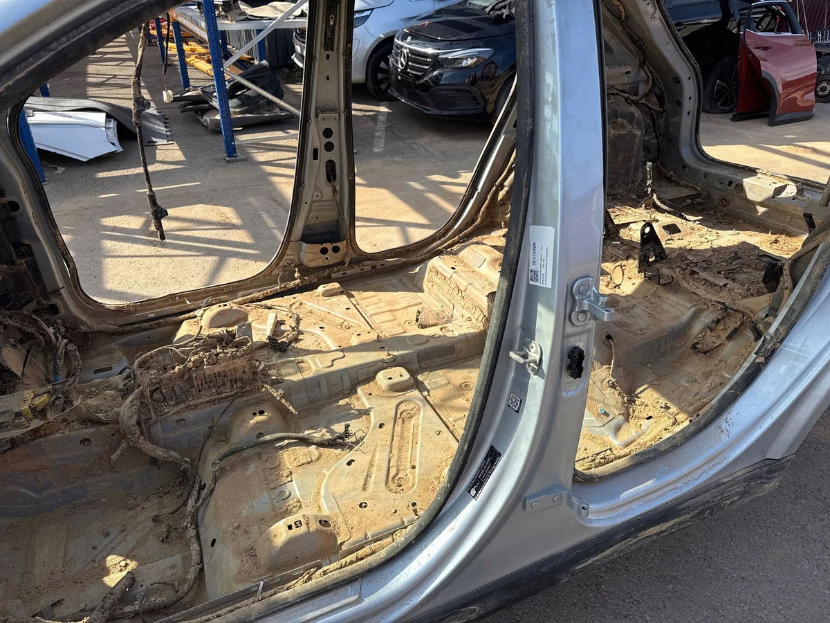 Panneau latéral gauche Mercedes-Benz ABI38872 image 5
