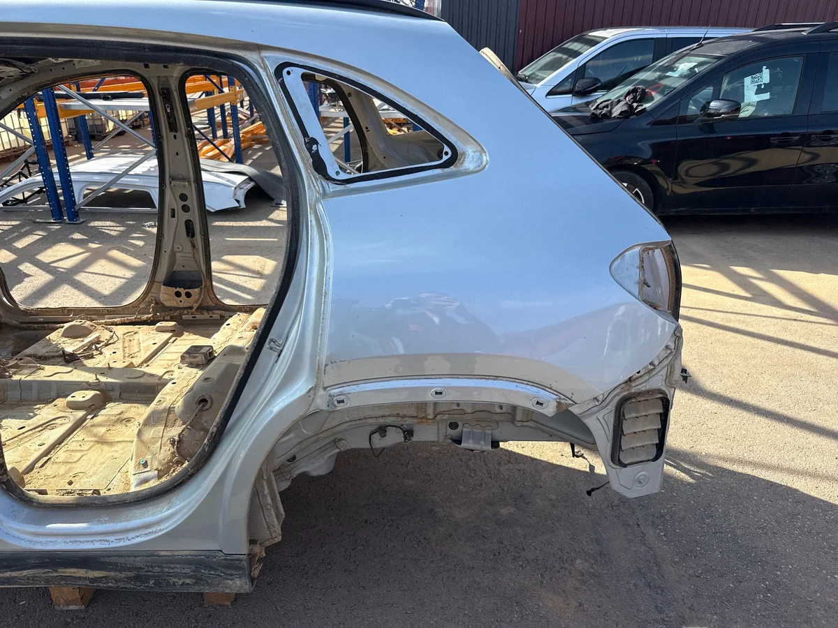 Cuarto Trasero Izquierdo Mercedes-Benz ABI38871