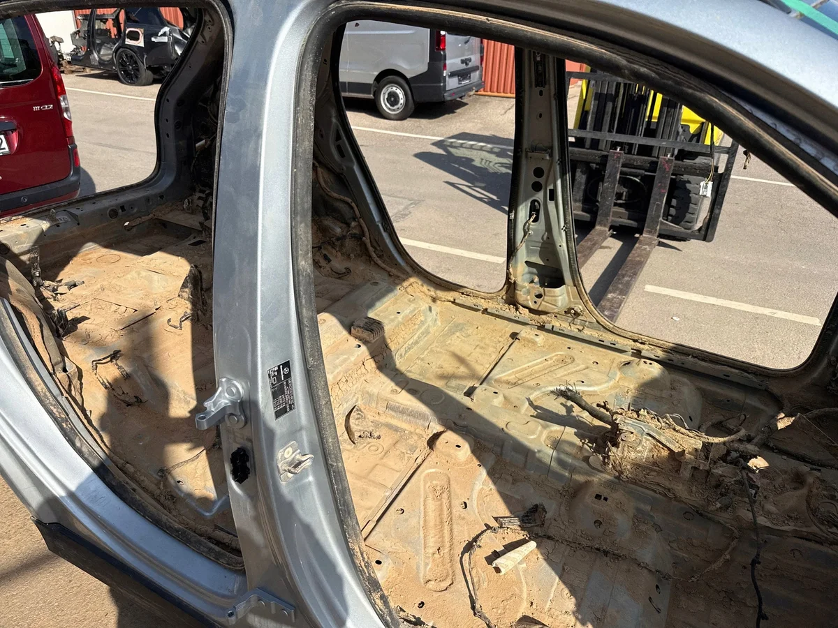 Panneau latéral droit Mercedes-Benz OE ABI38869 image 6