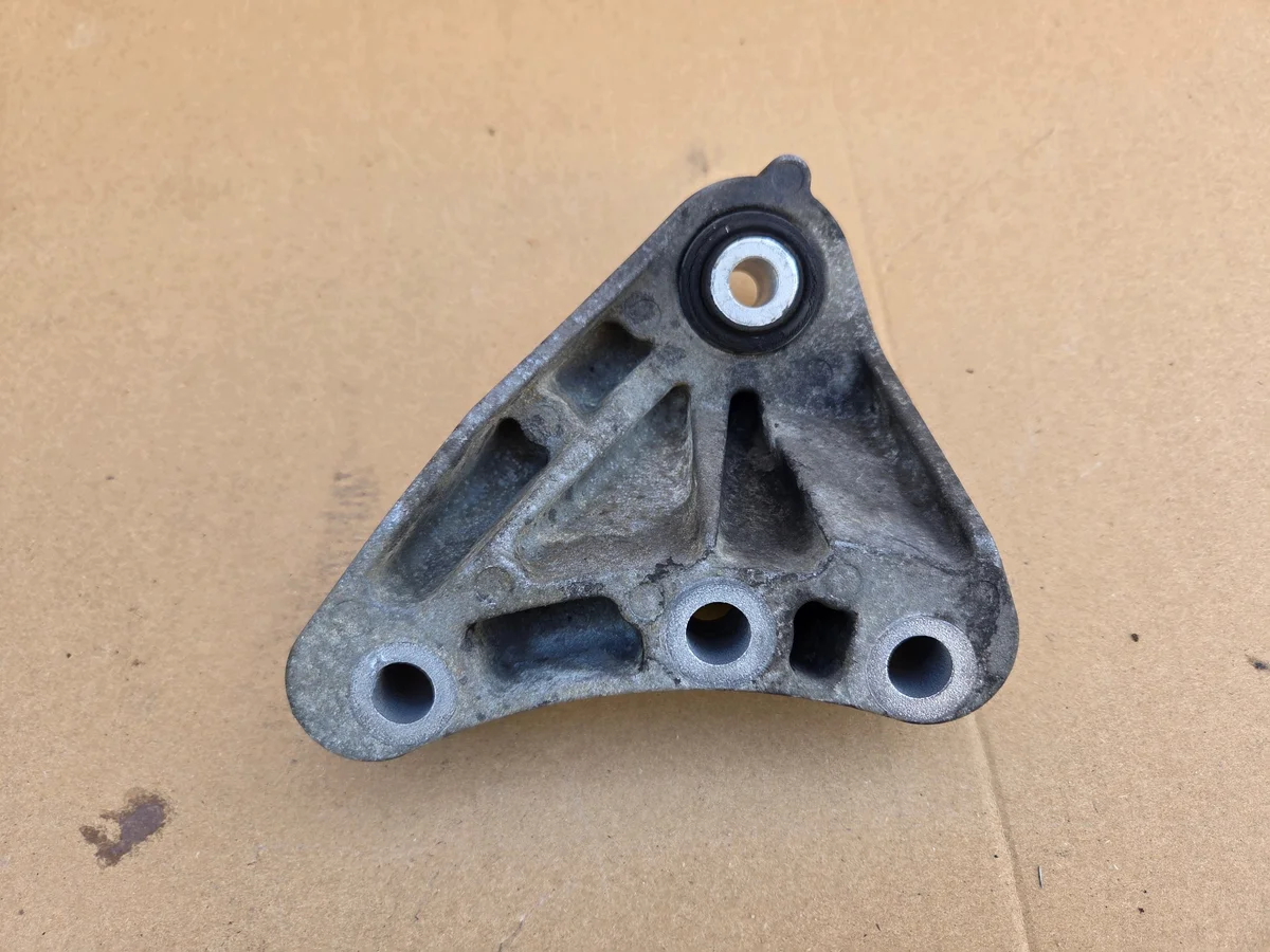 Support boîte de vitesses Ford Galaxy MK3 image 3