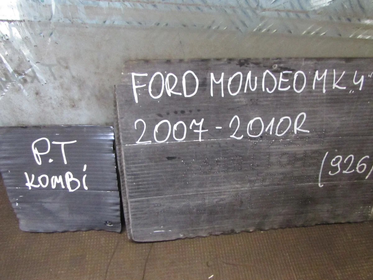 Ruit Deur Rechts Achter Ford Mondeo MK4 image 3