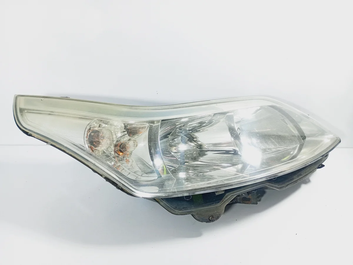 Phare avant droit Citroen C4 1 (2004-2011)