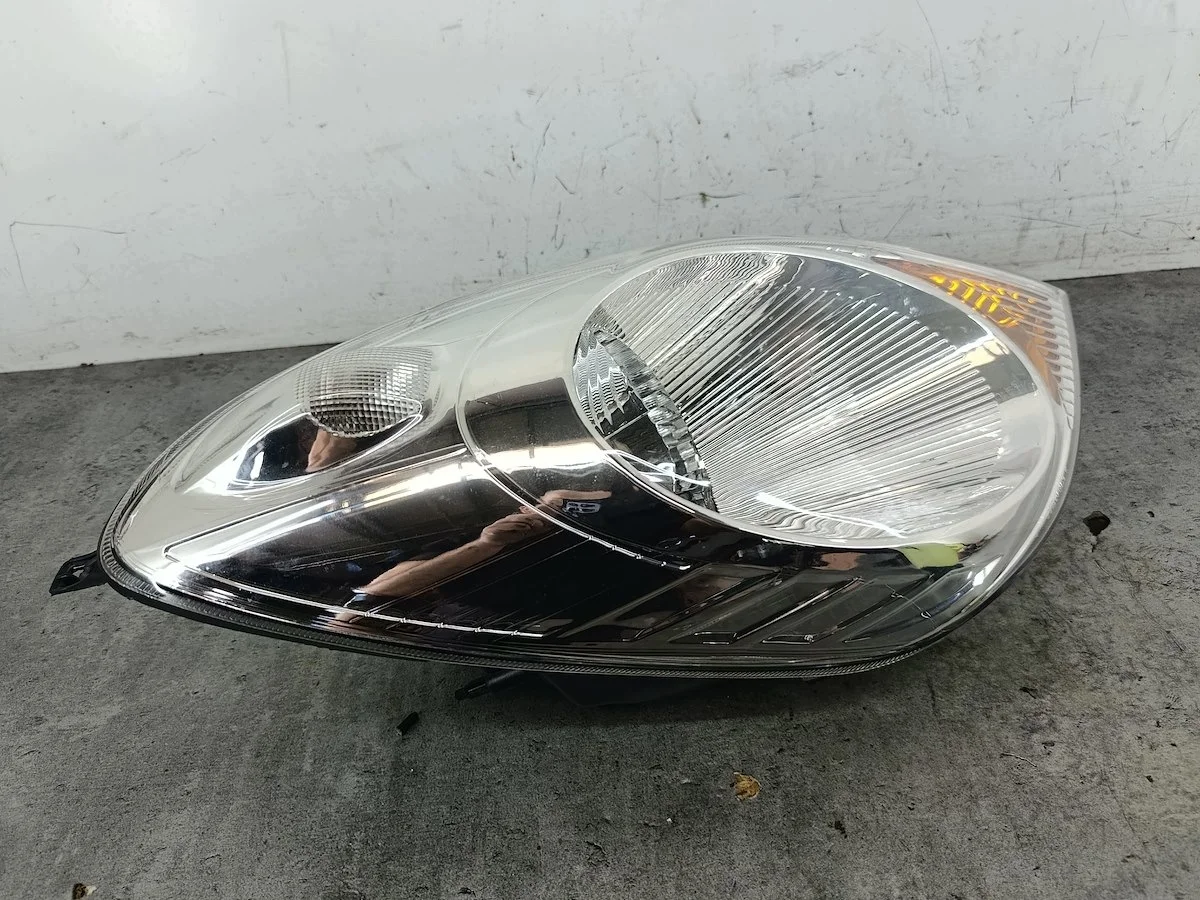 Used Right Headlight Nissan Note I 20-B039 TYC image 5
