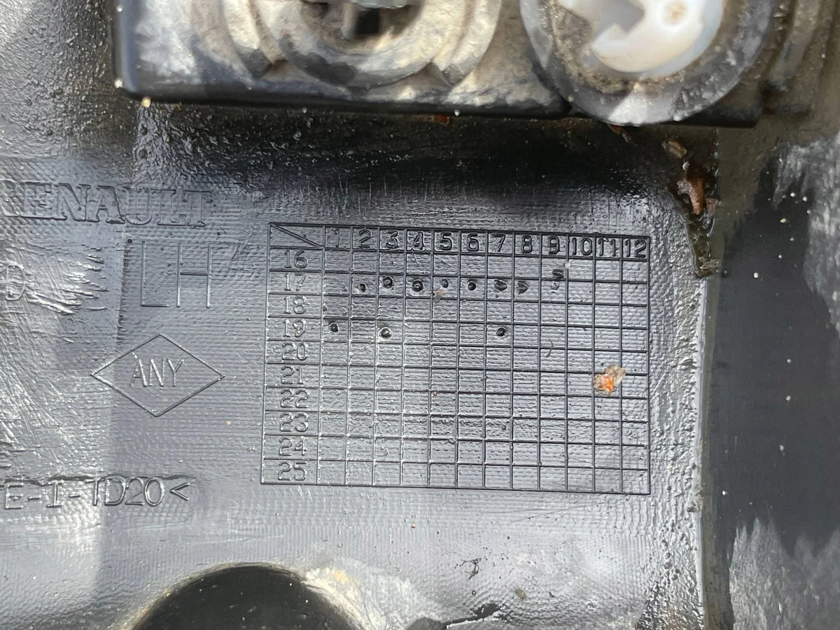Dacia Duster II 17-24 Deurlijst Links Voor image 8