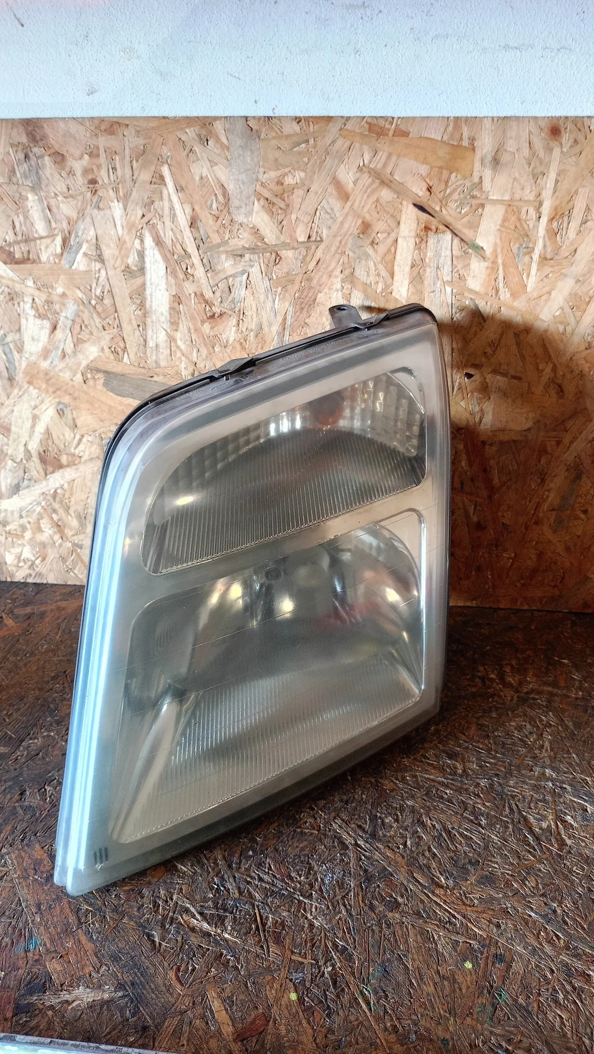 Ford Transit Connect Mk1 Faro Izquierdo Usado