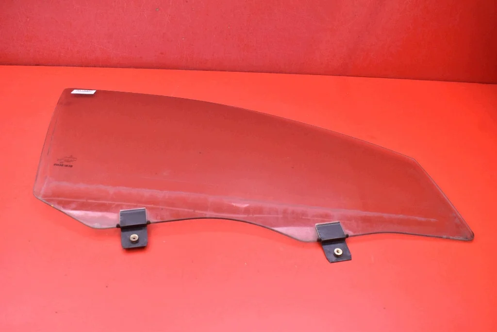 Mercedes S-Class W221 Front Right Side Window Used